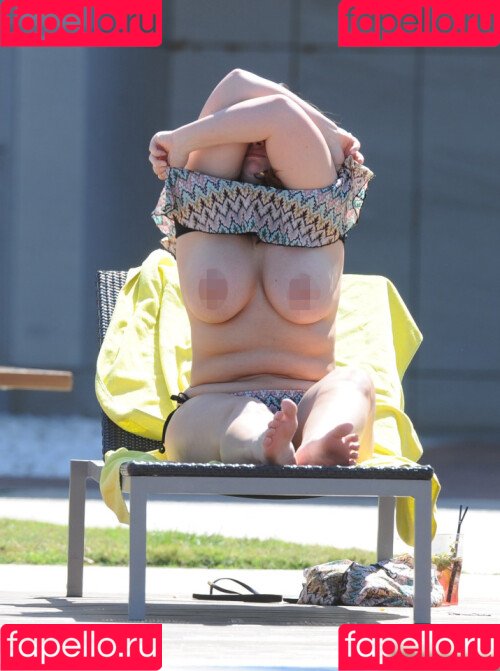 Chanelle Hayes Onlyfans Photo Gallery 