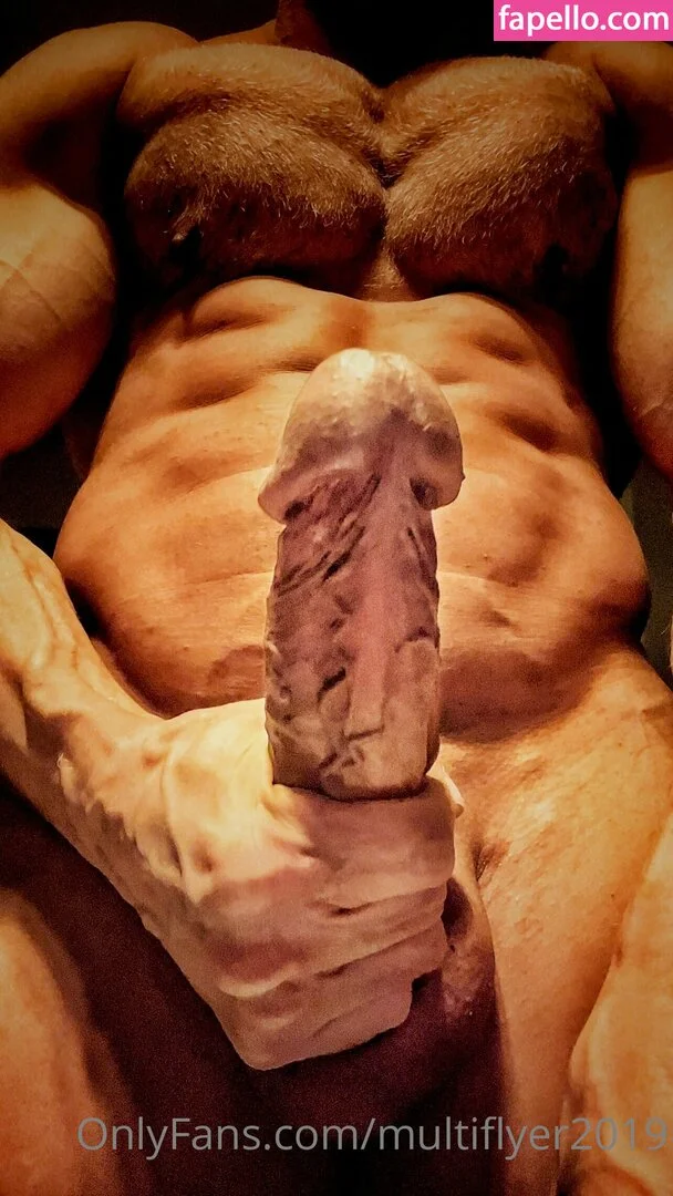 multiflyer2019 Onlyfans Photo Gallery 