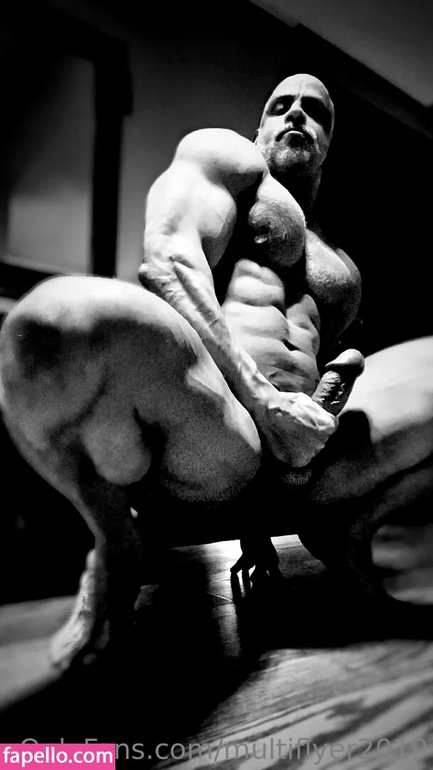 multiflyer2019 Onlyfans Photo Gallery 