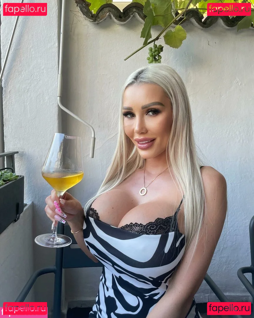 Patty Michova Onlyfans Photo Gallery 