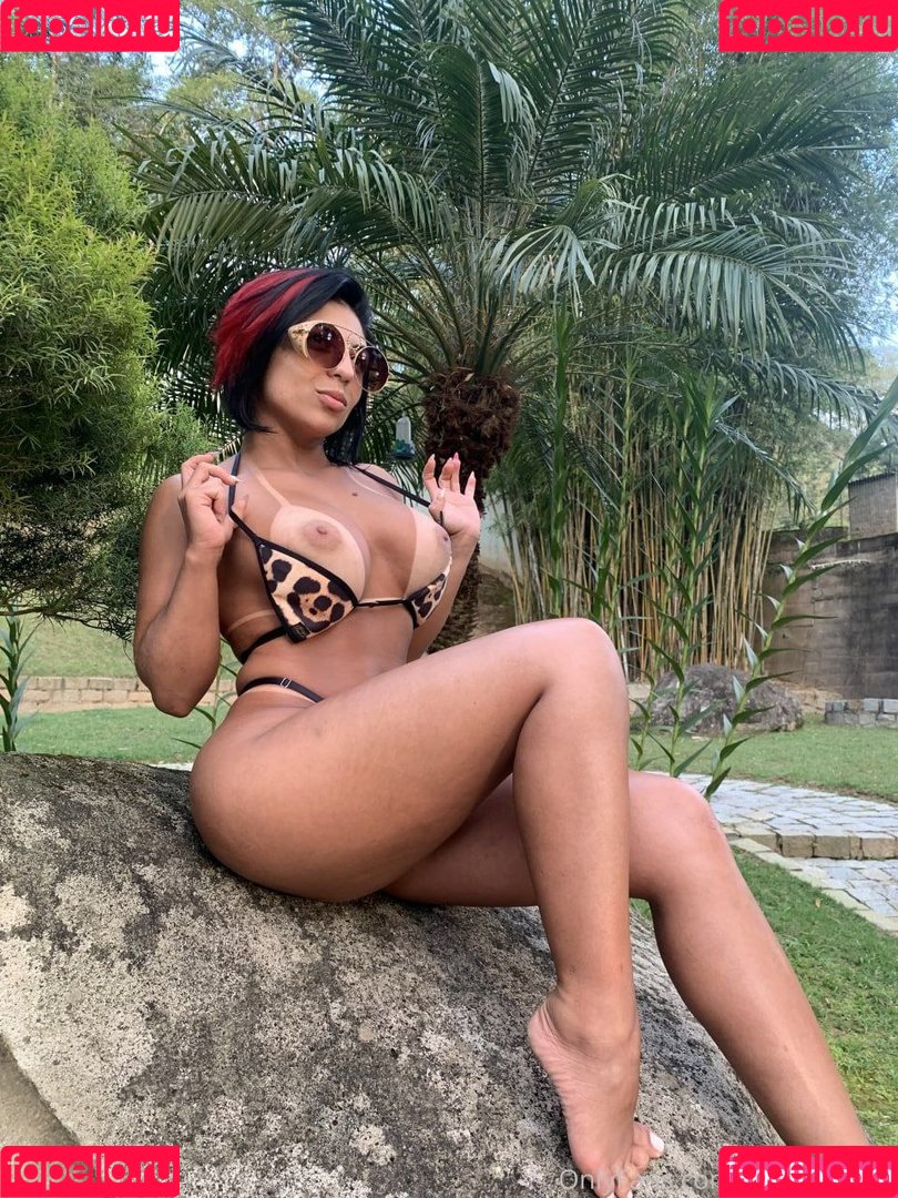 Aninha Lopes Onlyfans Photo Gallery 