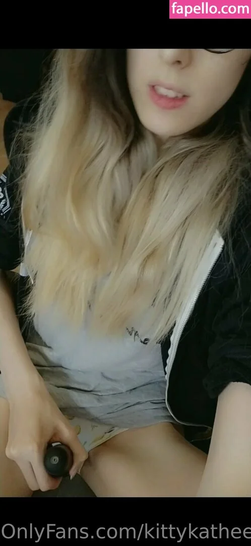 kittykathee Onlyfans Photo Gallery 