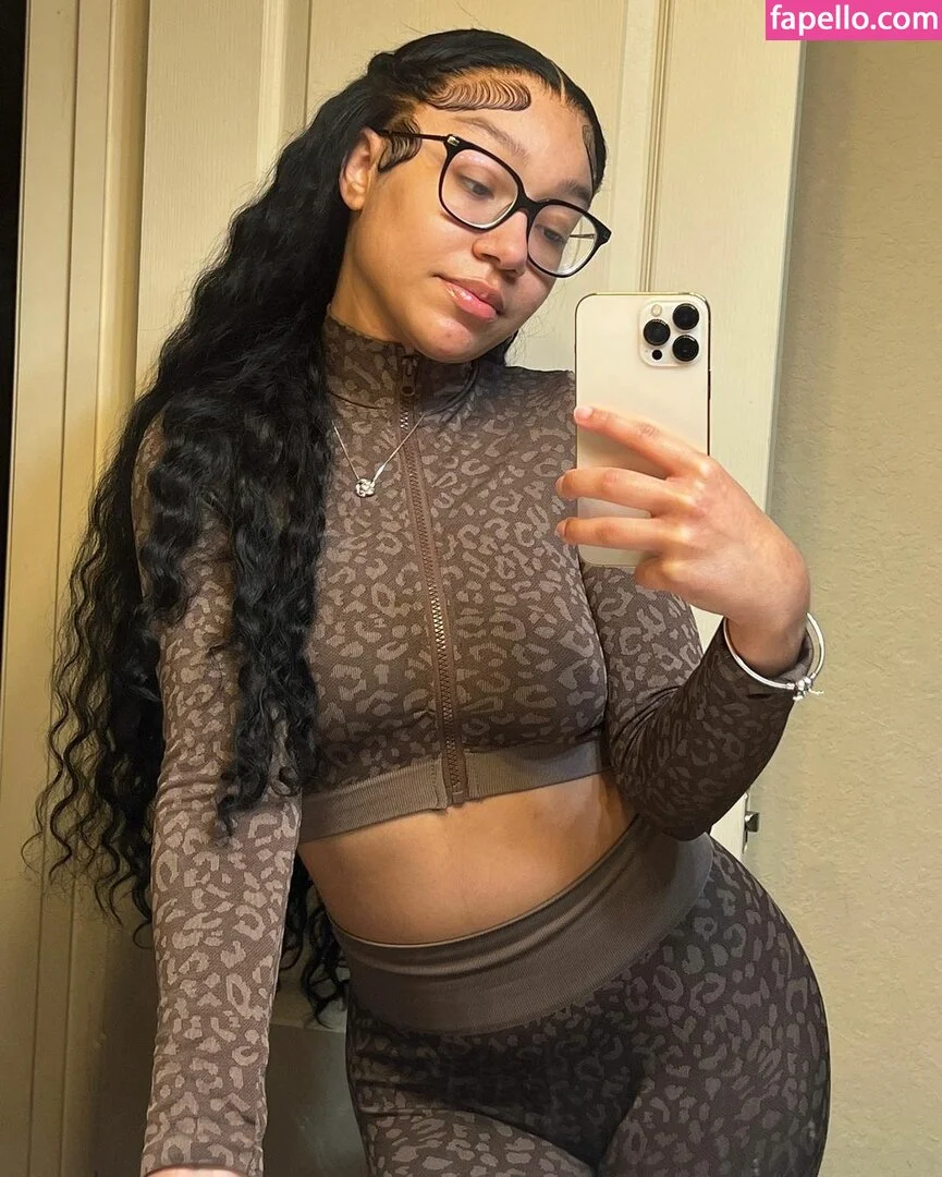 Caileneasely Onlyfans Photo Gallery 