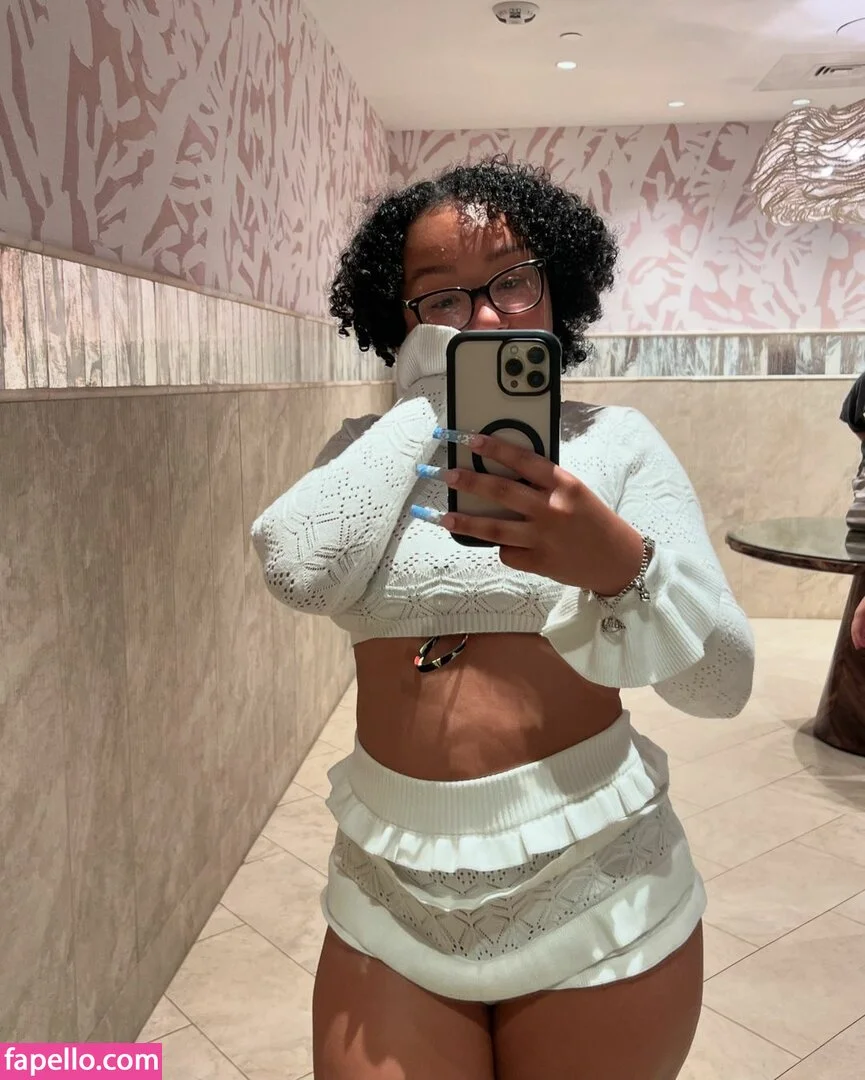 Caileneasely Onlyfans Photo Gallery 