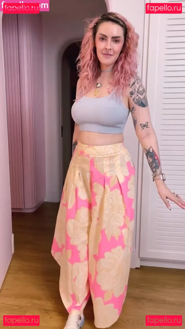 Karen Bachini Onlyfans Photo Gallery 