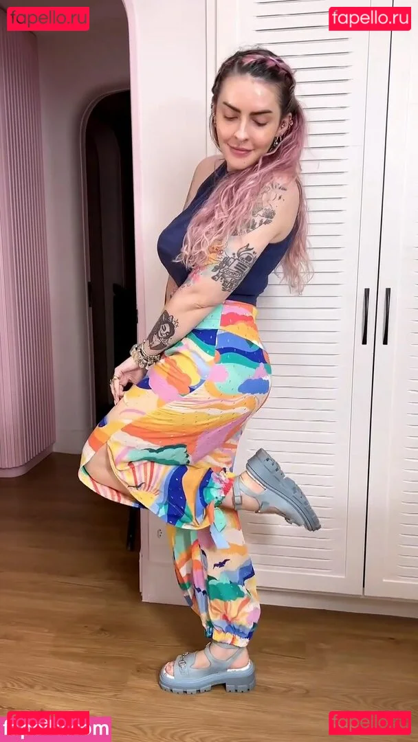 Karen Bachini Onlyfans Photo Gallery 