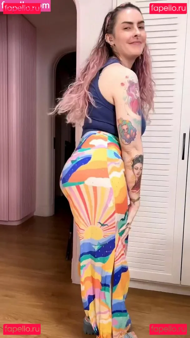 Karen Bachini Onlyfans Photo Gallery 