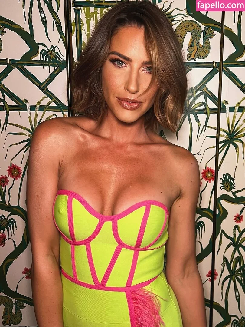 alsu_tatar Onlyfans Photo Gallery 