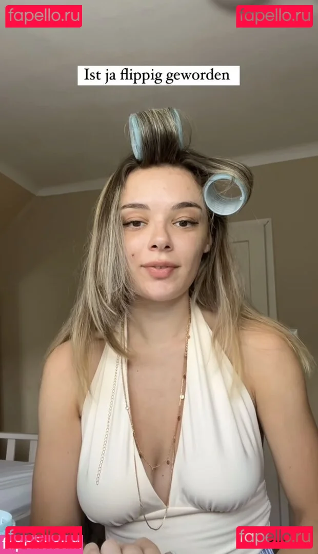 alohaleyla Onlyfans Photo Gallery 