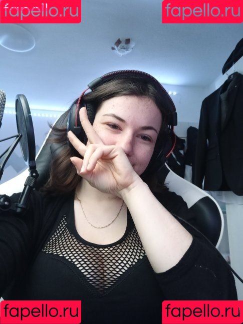 eAngi02 Onlyfans Photo Gallery 