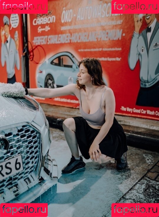 eAngi02 Onlyfans Photo Gallery 