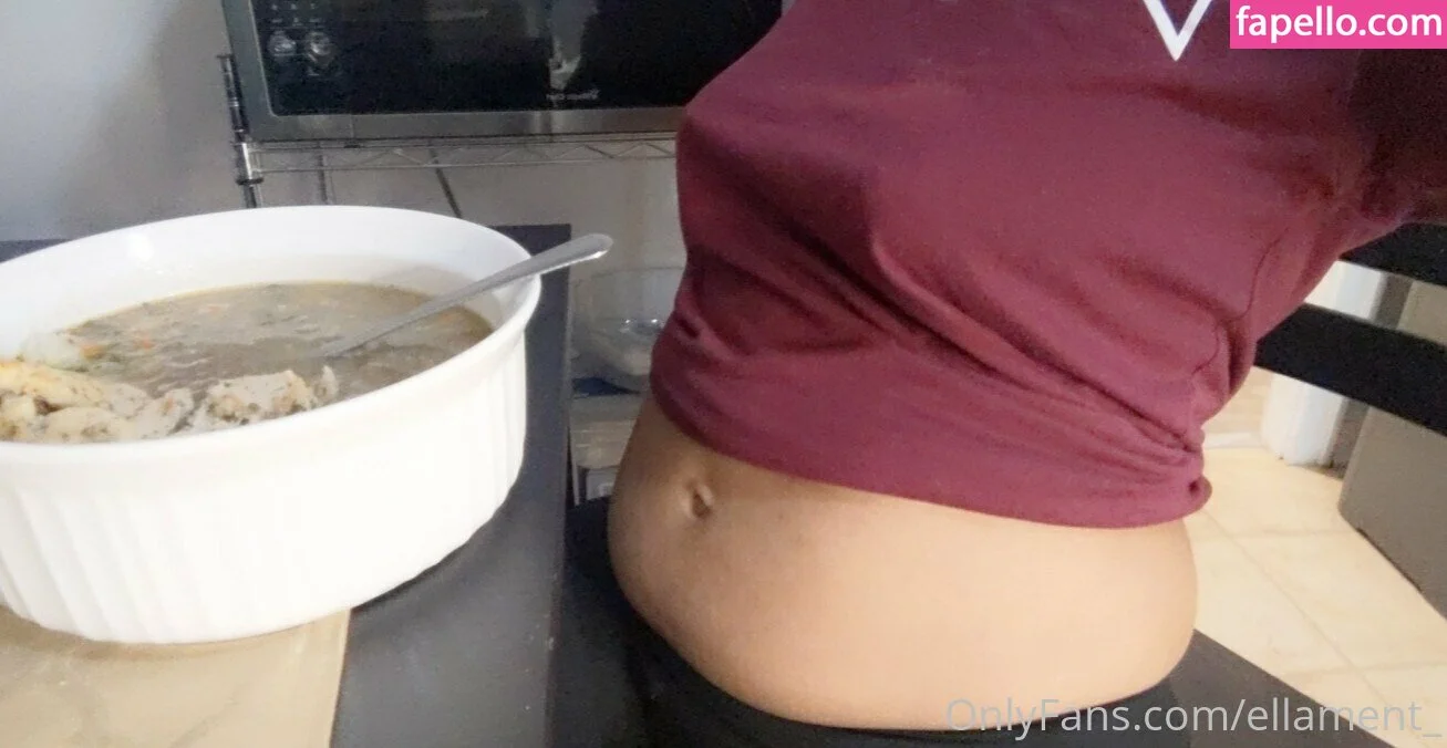 ellaeating Onlyfans Photo Gallery 