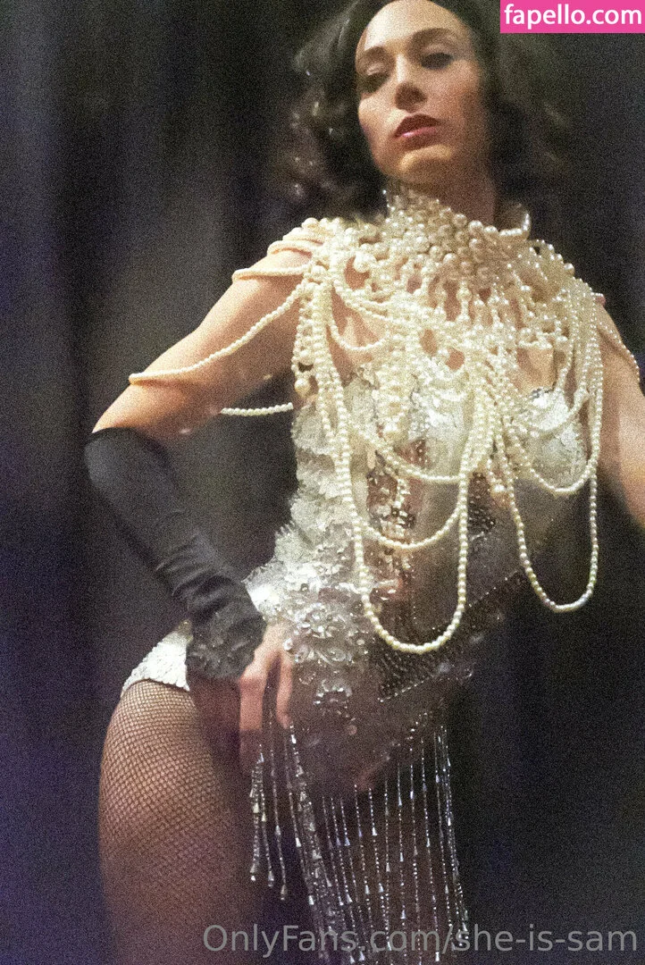 she-is-sam Onlyfans Photo Gallery 