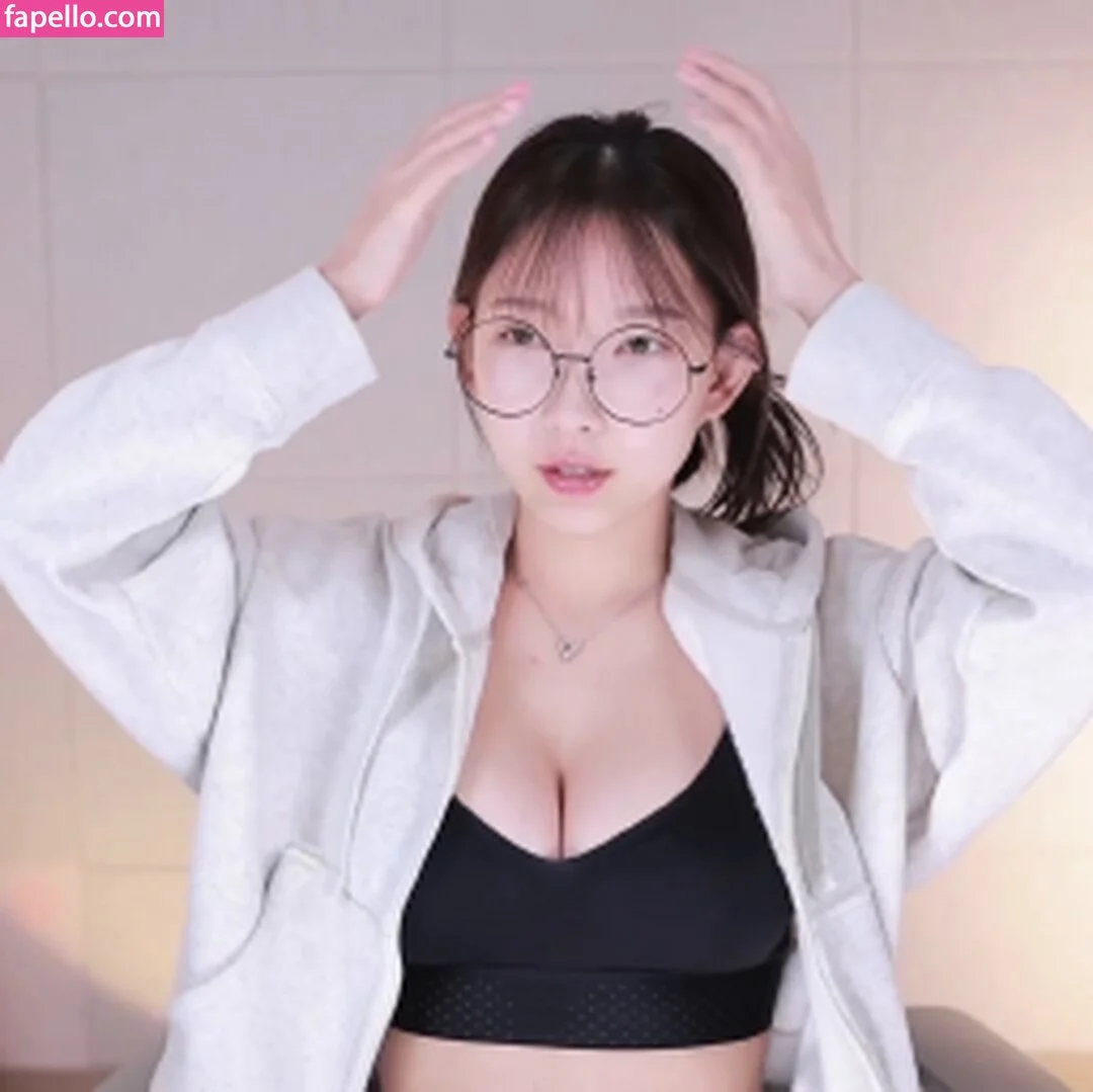 leelate Onlyfans Photo Gallery 