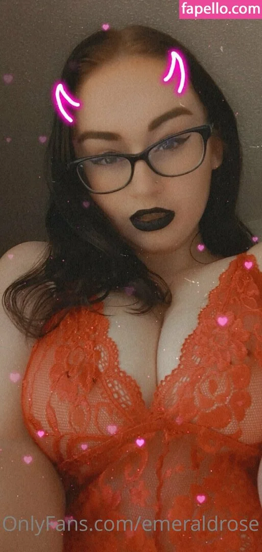 emeraldrose Onlyfans Photo Gallery 