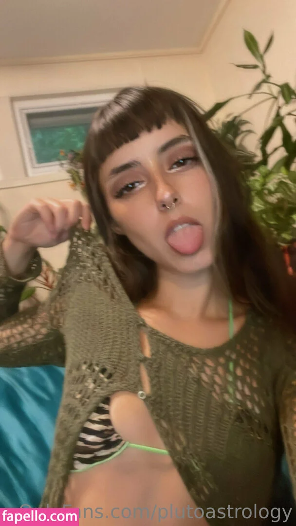 plutoastrology Onlyfans Photo Gallery 