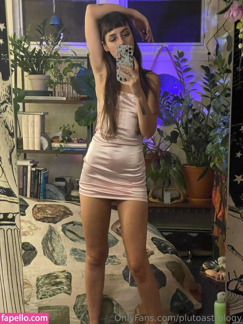 plutoastrology Onlyfans Photo Gallery 