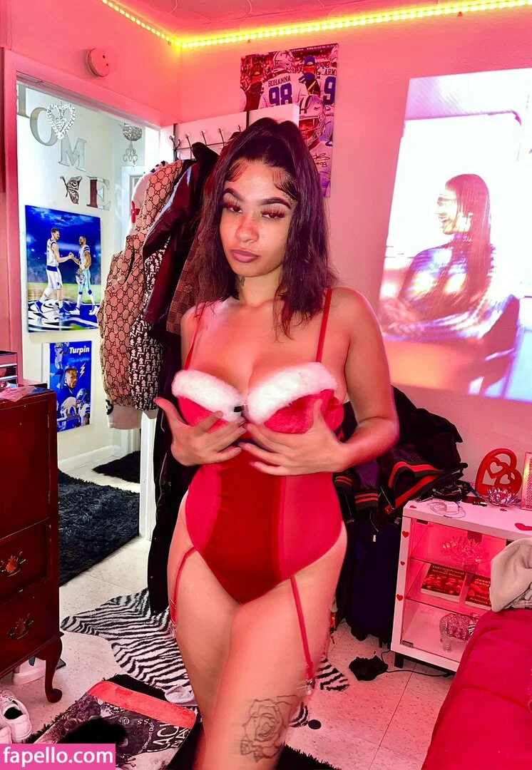 Briana Gates Onlyfans Photo Gallery 