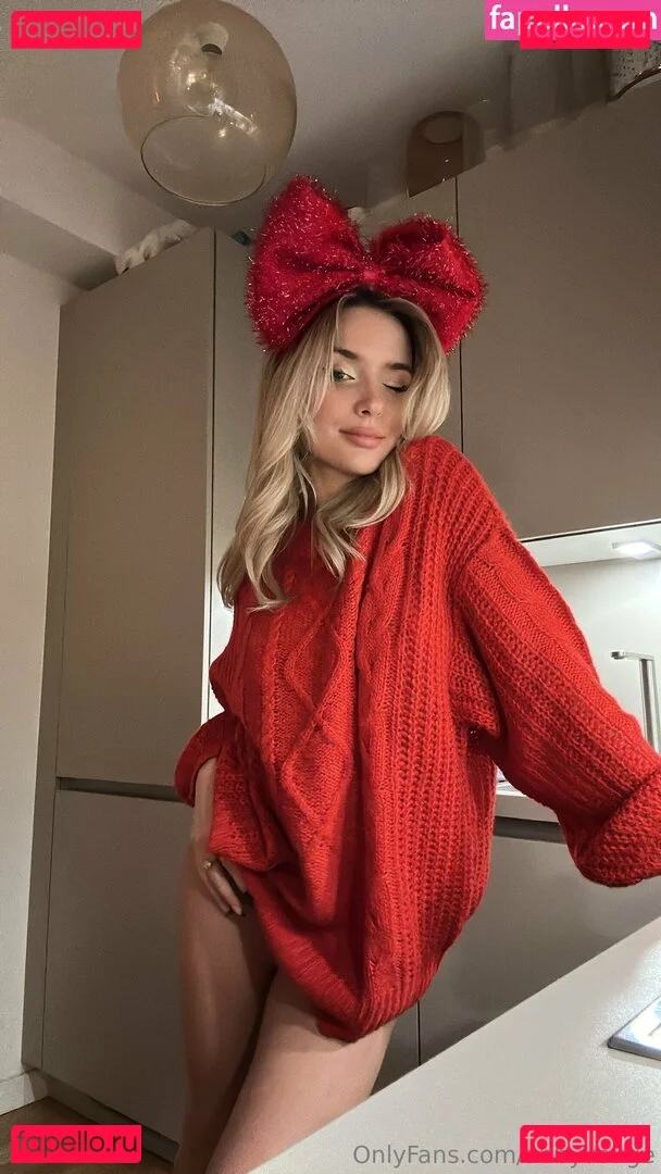 abby vogue Onlyfans Photo Gallery 