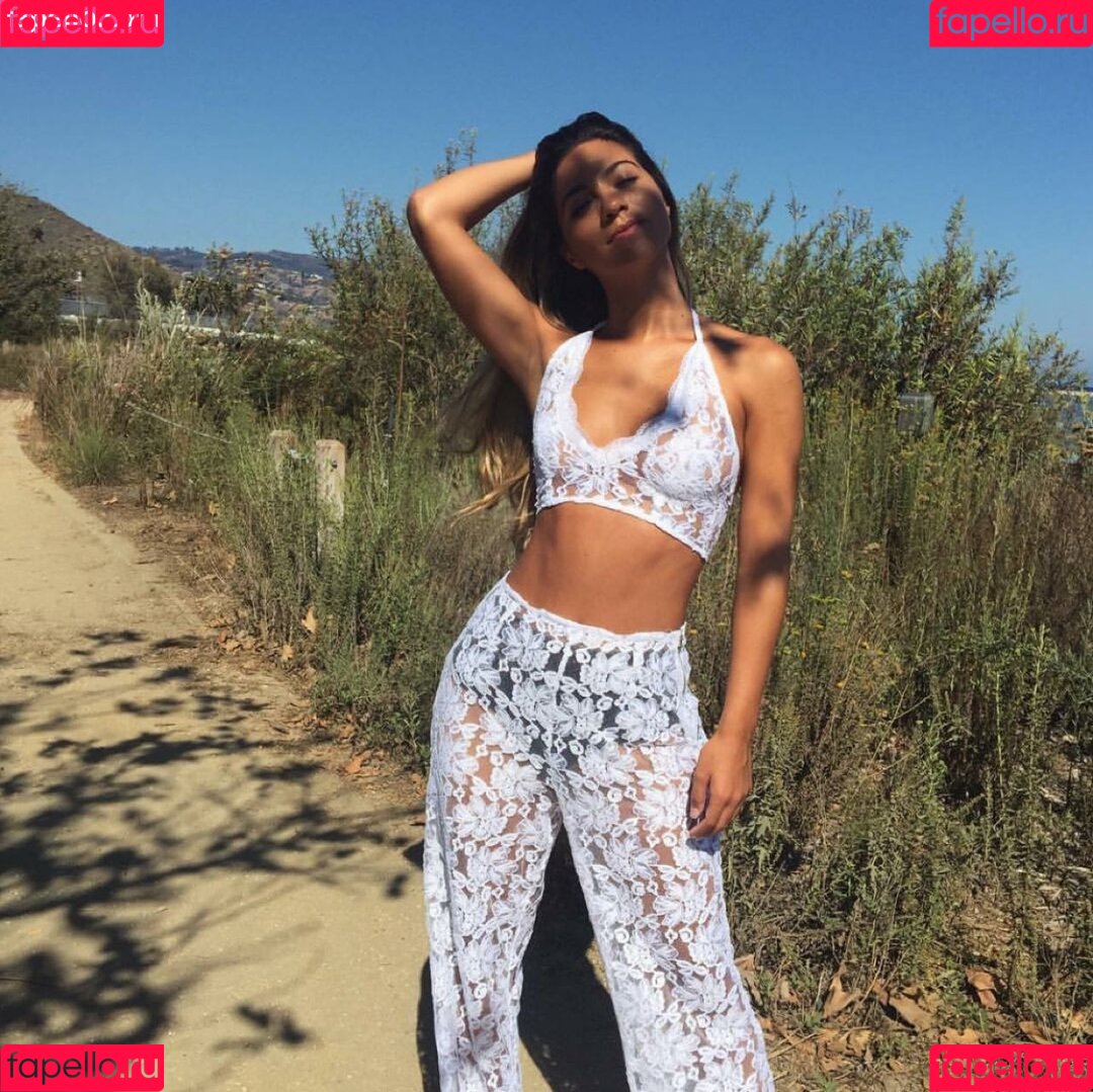 Erika Wheaton Onlyfans Photo Gallery 