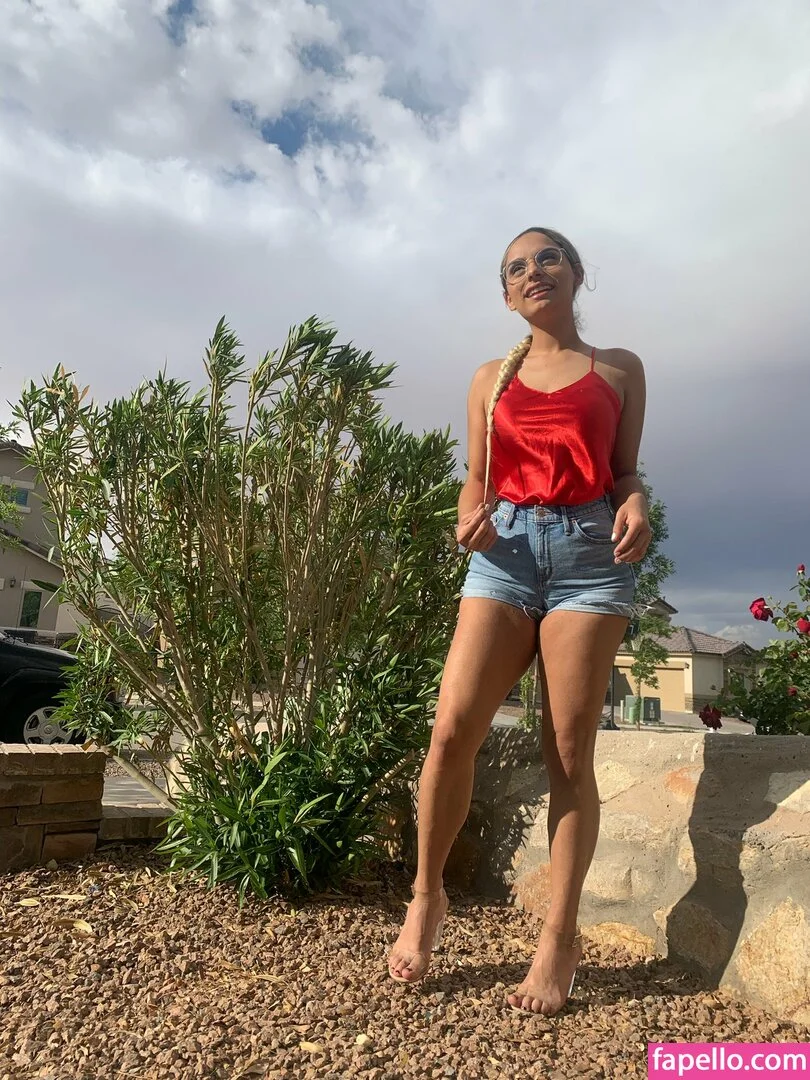 Desire Negro Onlyfans Photo Gallery 