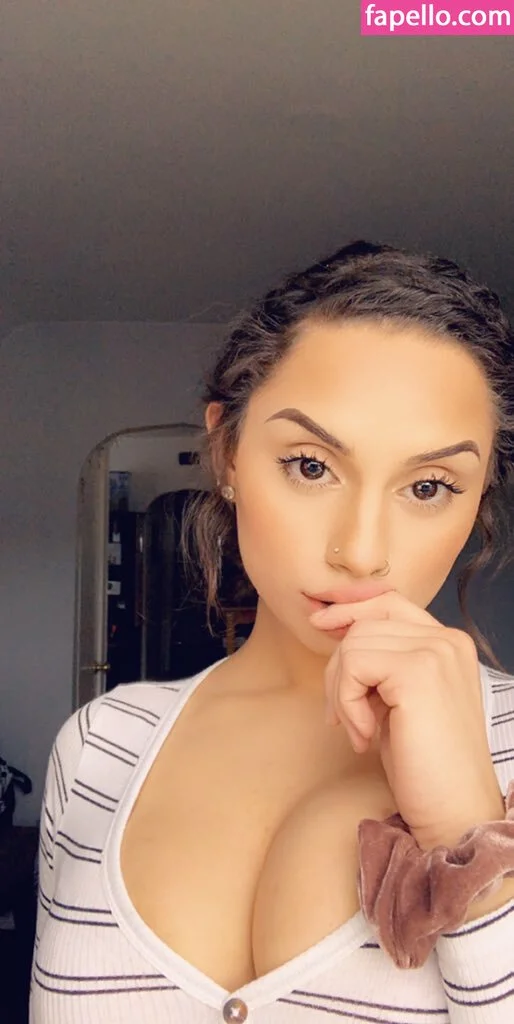 Desire Negro Onlyfans Photo Gallery 