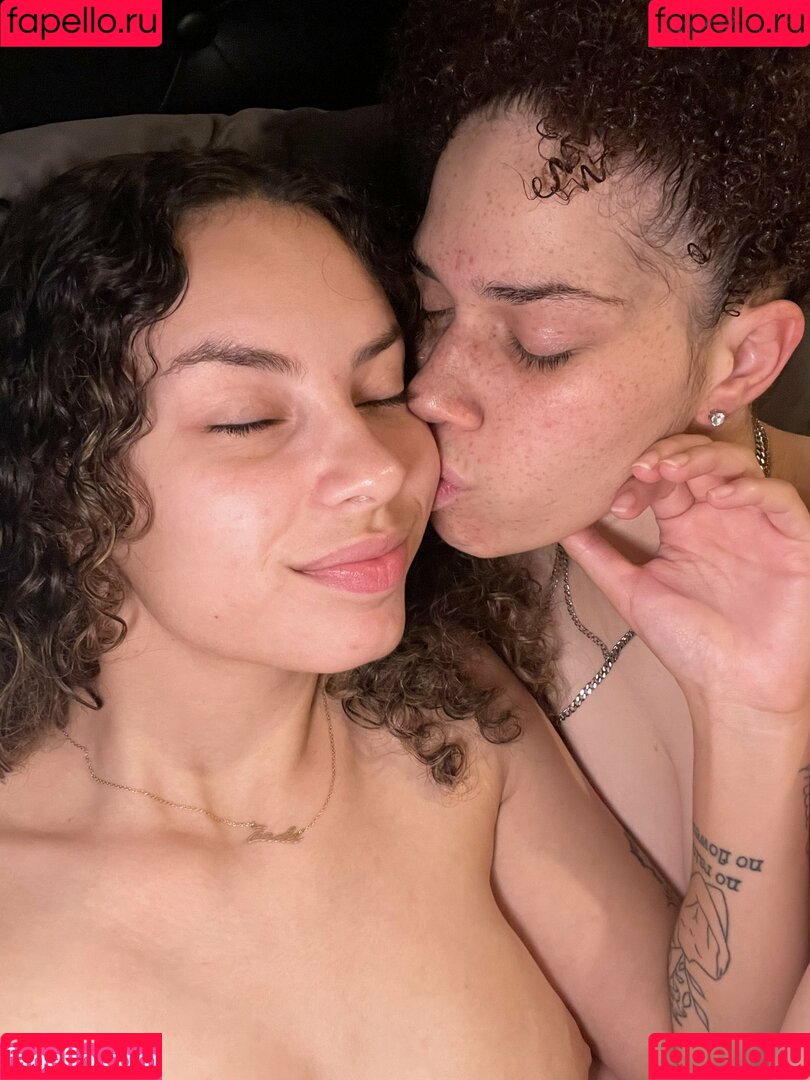 jada Onlyfans Photo Gallery 