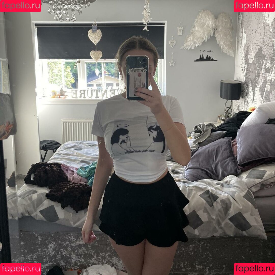 Lilly N Onlyfans Photo Gallery 