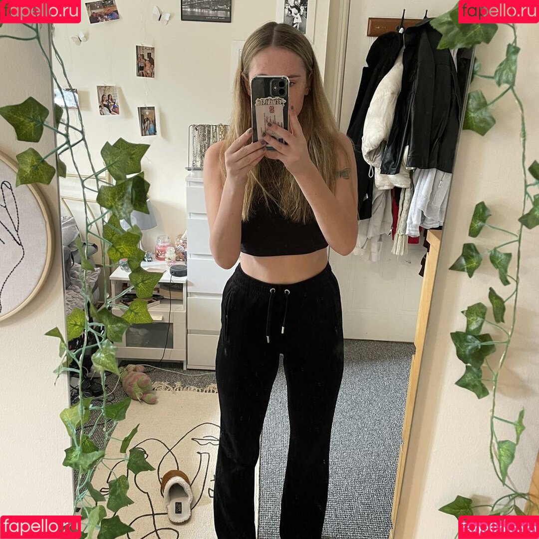 Lilly N Onlyfans Photo Gallery 