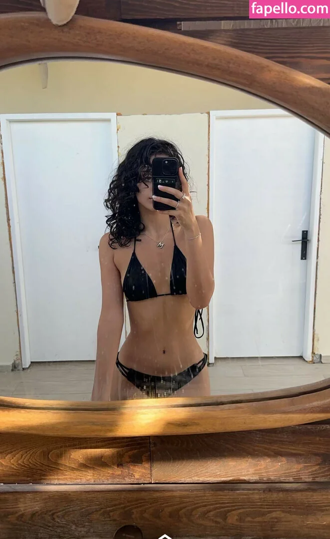 melodymelowo Onlyfans Photo Gallery 