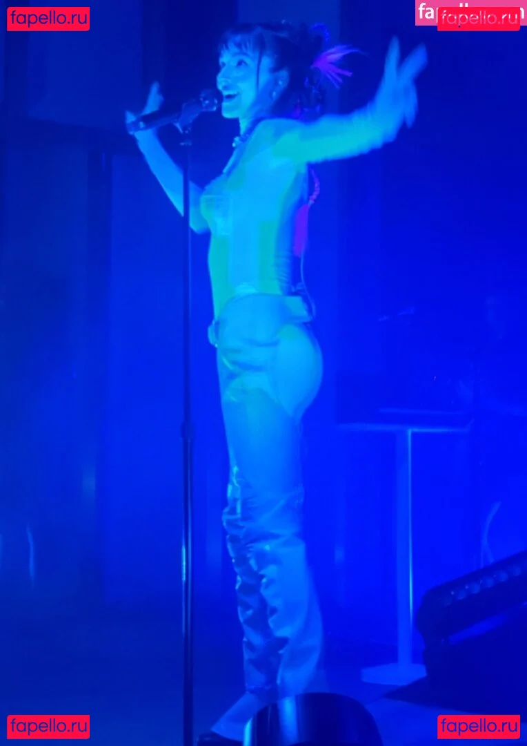 poppy.py.py Onlyfans Photo Gallery 