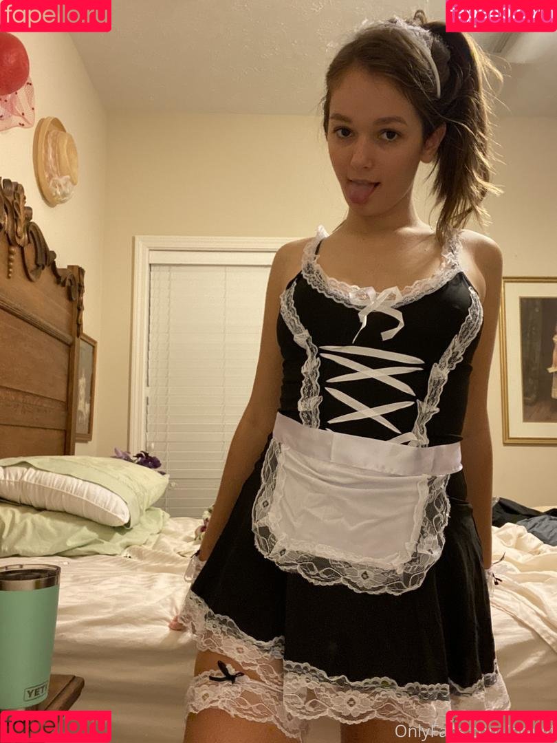 bratgf Onlyfans Photo Gallery 