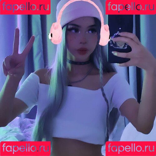 CuteEvaa18 Onlyfans Photo Gallery 