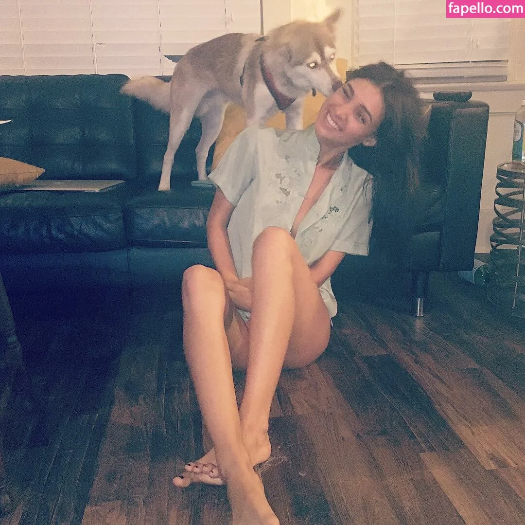 Denyse Tontz Onlyfans Photo Gallery 