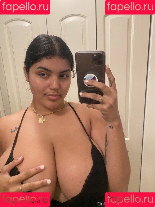 Marian Tatte Onlyfans Photo Gallery 