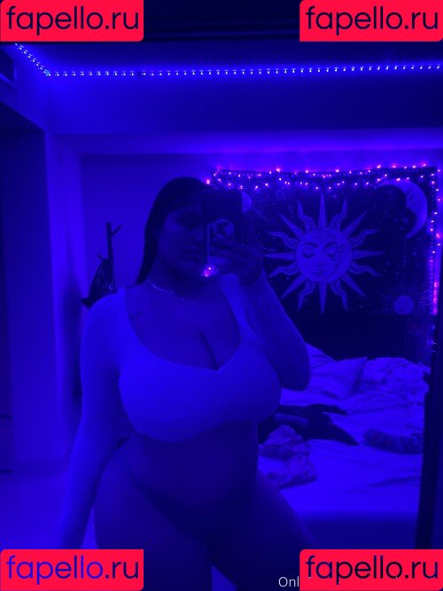 Marian Tatte Onlyfans Photo Gallery 