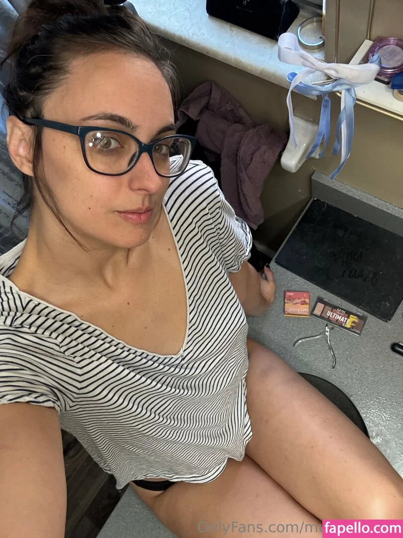 musemegara Onlyfans Photo Gallery 