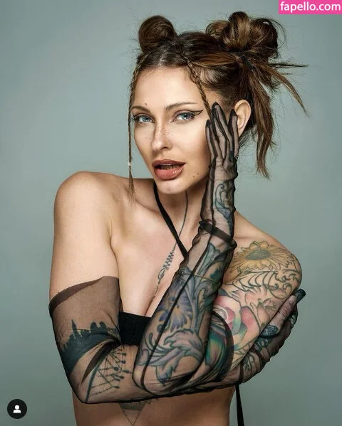 Strawbritty Onlyfans Photo Gallery 