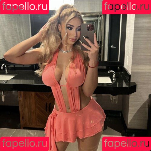 Anka Vulin Onlyfans Photo Gallery 