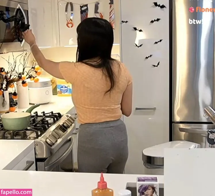 AriaSaki Onlyfans Photo Gallery 