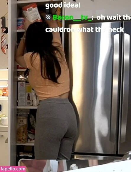 AriaSaki Onlyfans Photo Gallery 