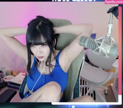 AriaSaki Onlyfans Photo Gallery 