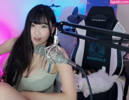 AriaSaki Onlyfans Photo Gallery 