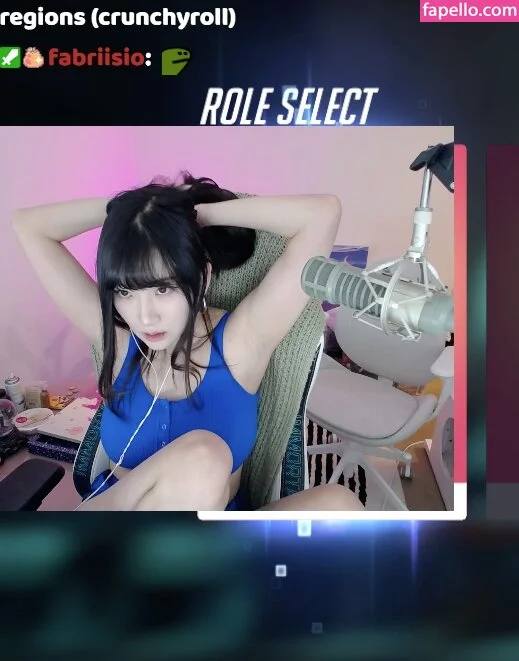 AriaSaki Onlyfans Photo Gallery 