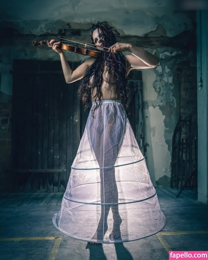 Lady Butterfly Onlyfans Photo Gallery 