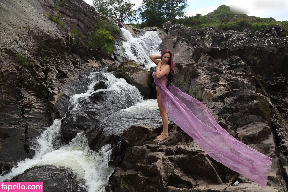 Lady Butterfly Onlyfans Photo Gallery 