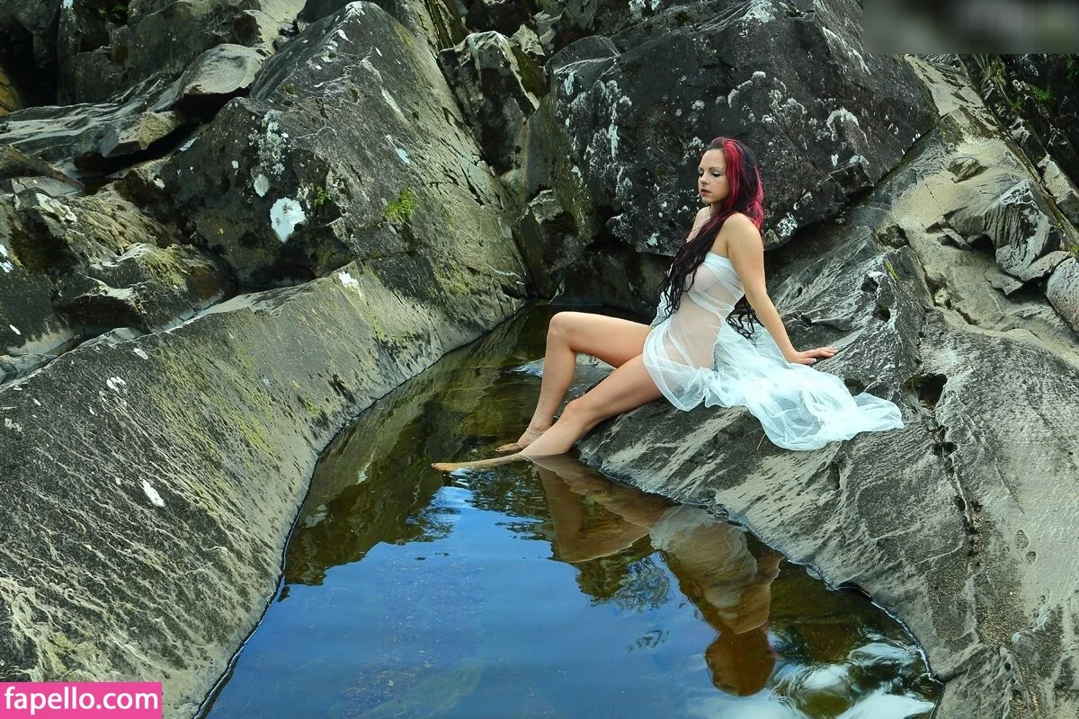 Lady Butterfly Onlyfans Photo Gallery 