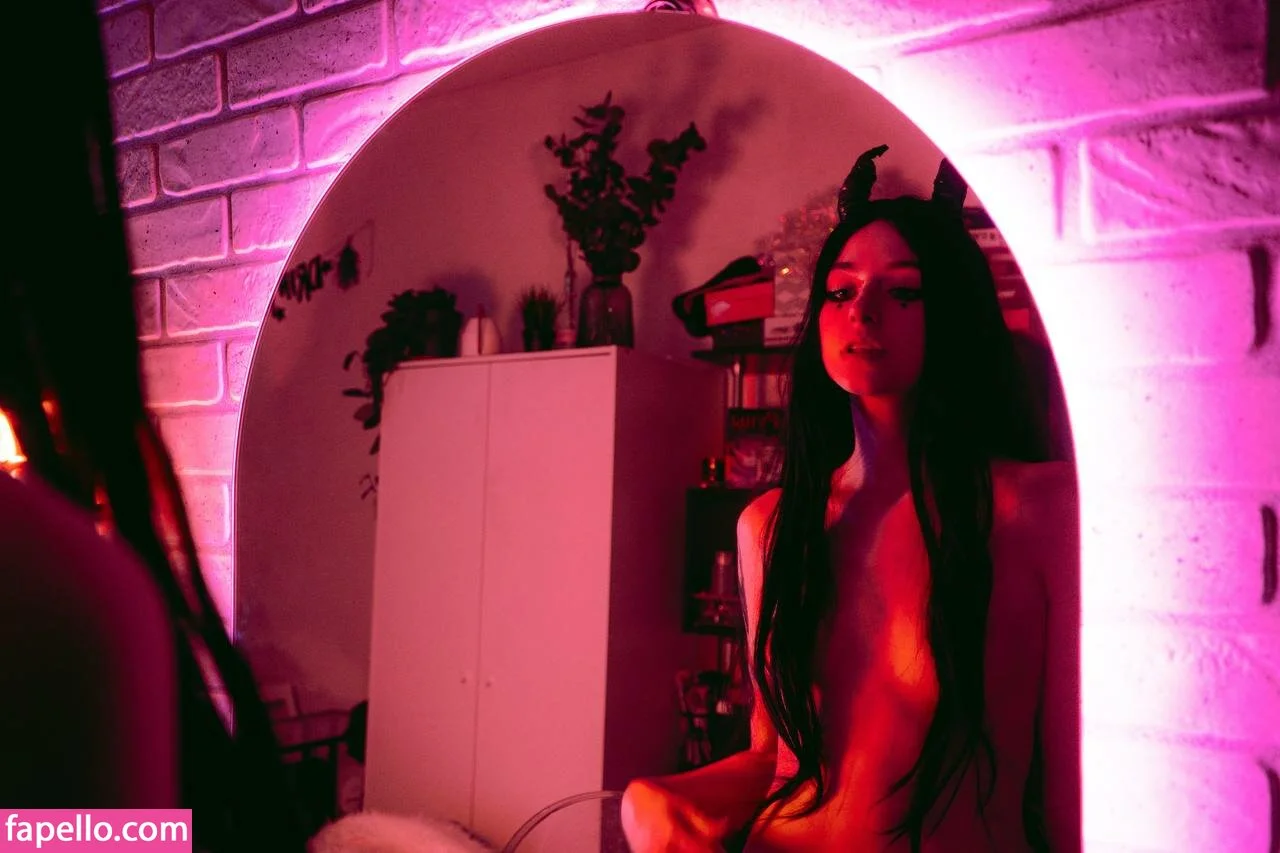 Opshi Onlyfans Photo Gallery 