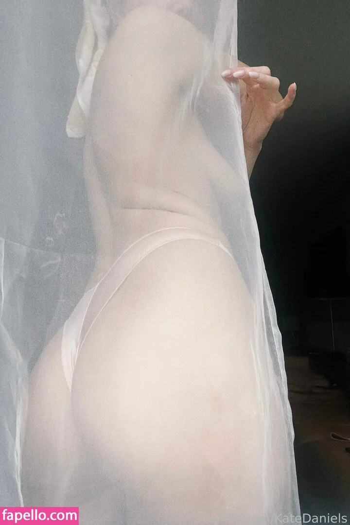 CateDaniels Onlyfans Photo Gallery 