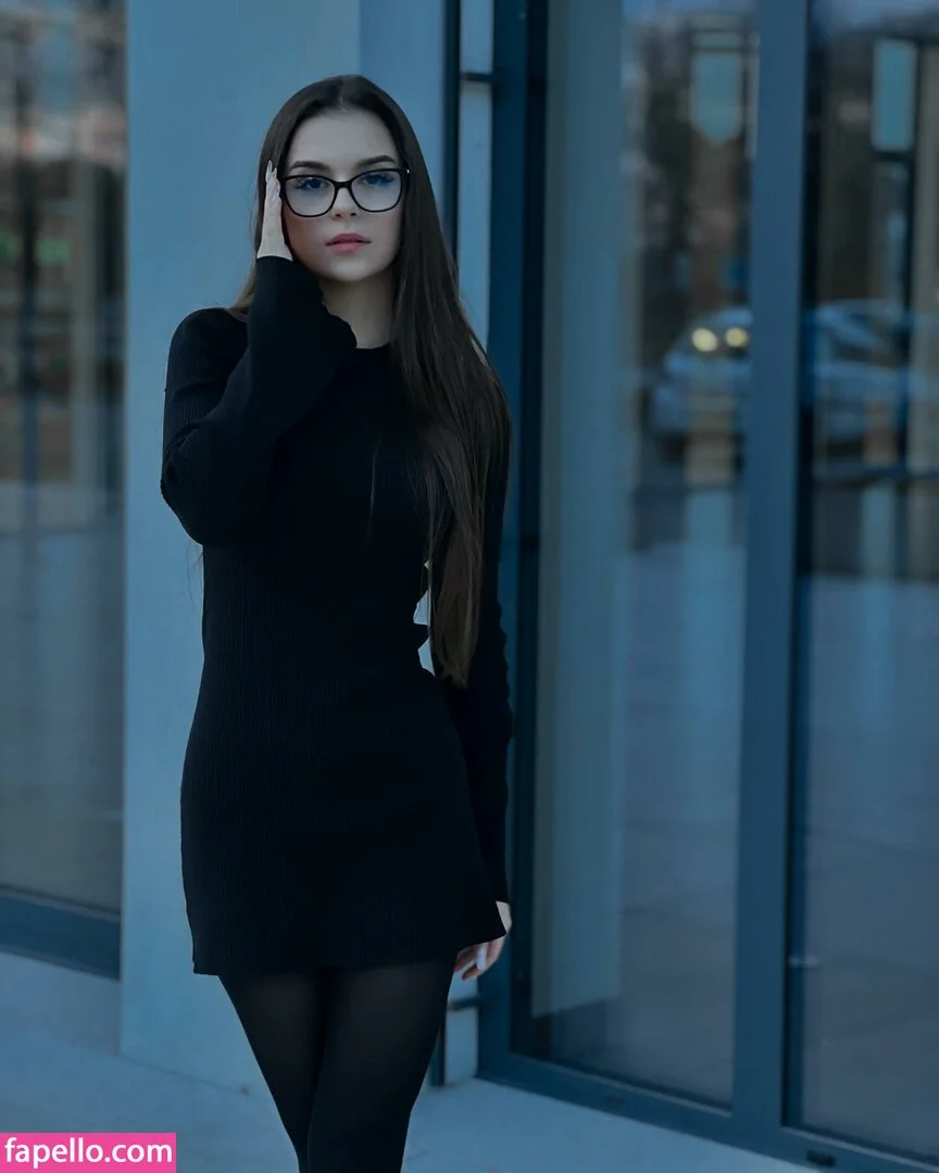 Sroka Onlyfans Photo Gallery 